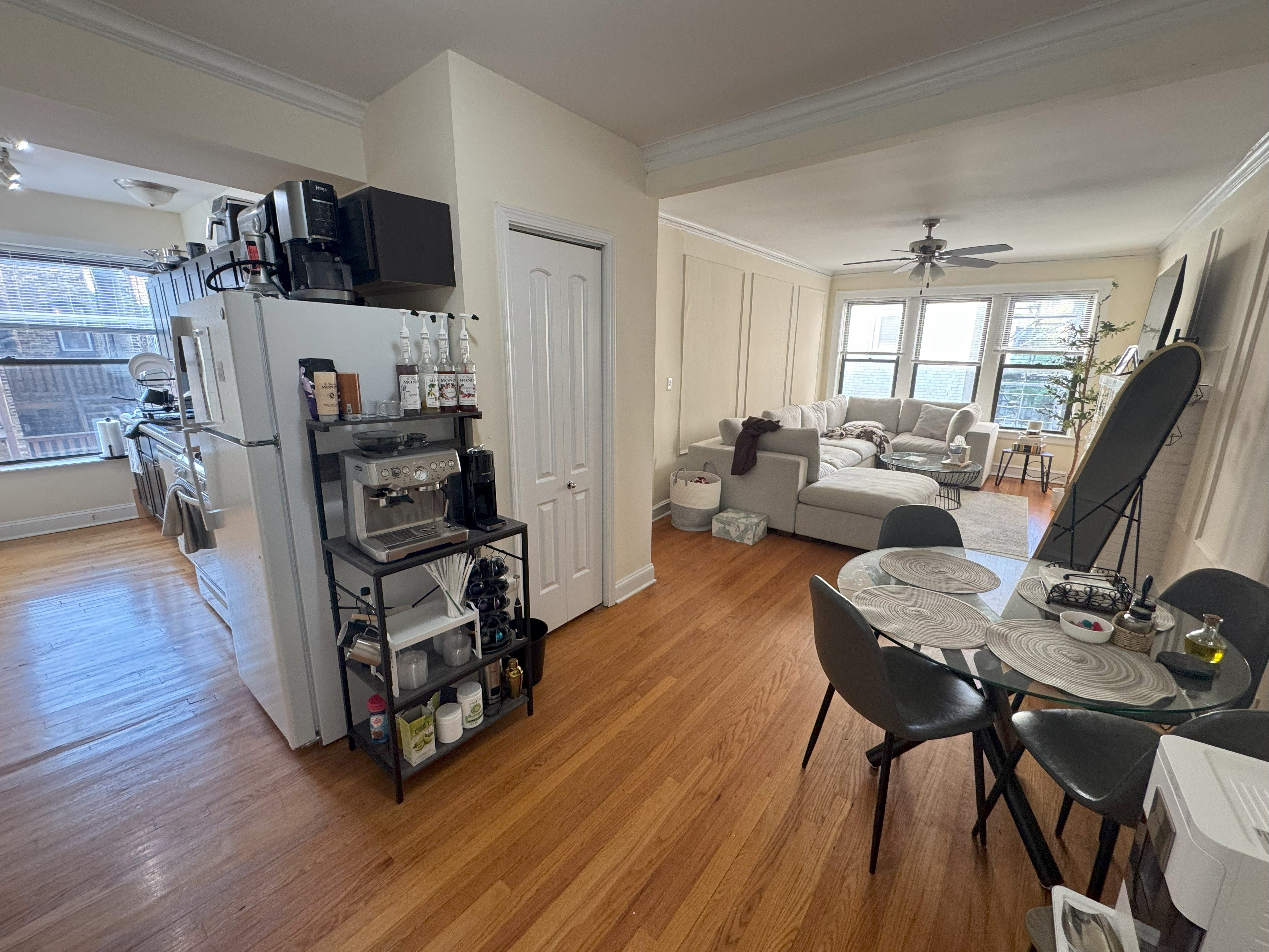 2833 N. Cambridge Ave. 2833 N. Cambridge Ave., Chicago, IL 60657 Lake View - Leasing by Cross Street